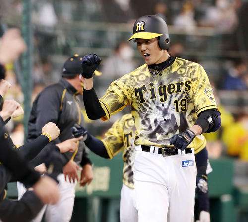 パーソナルカラーの概念、いつどのように知ったり意識したりするようになりましたか？