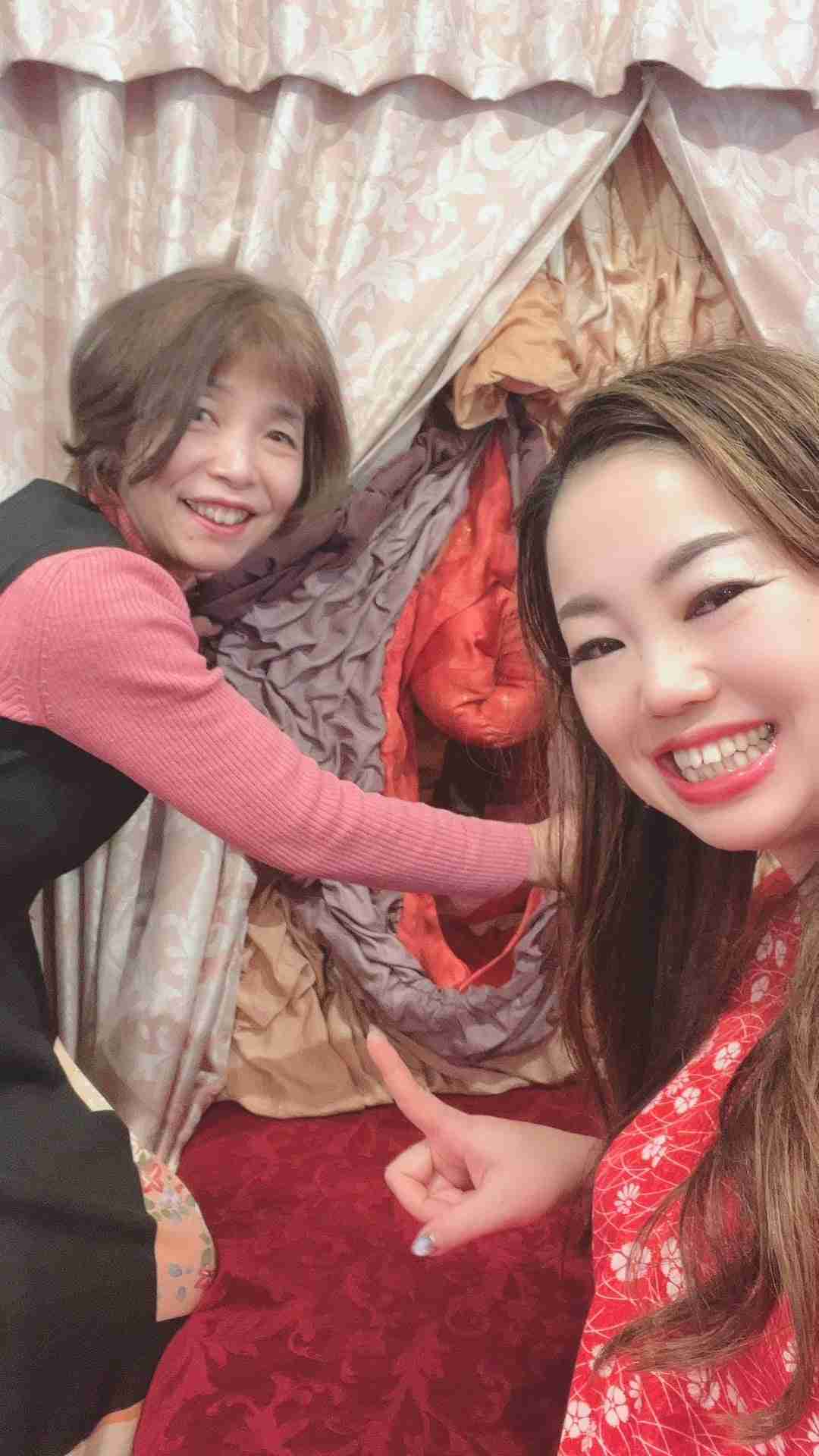63歳女性が開発した1枚3万円のシルク製ふんどしパンティが爆売れ!で“ふんどし御殿”を建設、“脱パン革命”でつかんだ締めつけなしの幸福