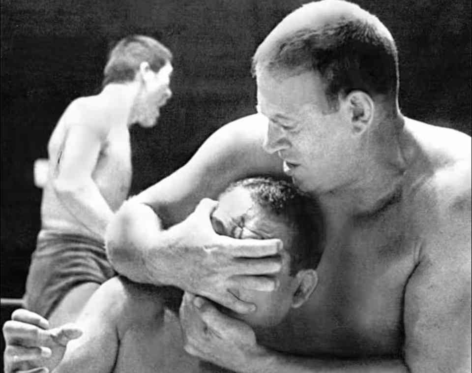 【相談】寝ている時の彼氏が怖い