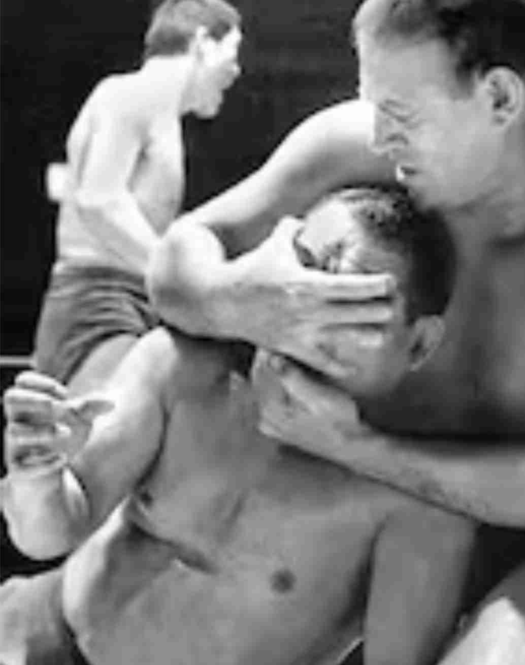 【相談】寝ている時の彼氏が怖い