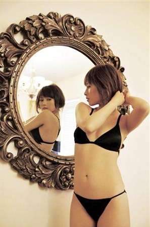 「平成のモテ女とモテ男」音楽シーンを席巻した2人の最新ショットに歓喜の声「若い時はマジ無双」「私の知ってるISSAじゃなくなってるっさ」現在の姿も話題に