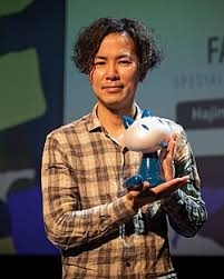 『進撃の巨人』イケメン原作者にネット騒然、梶裕貴「諫山先生と…」報告に「普通に俳優さんかと」