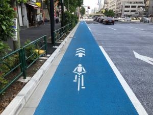 6歳男の子が歩道で中学生運転の自転車にはねられる事故 右足の骨を折るなど重傷 神戸・灘区