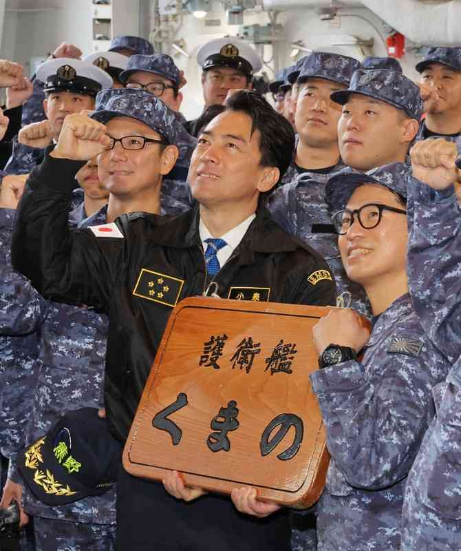 クマ駆除に自衛隊派遣検討要望へ 秋田知事「対応可能な範囲超えた」