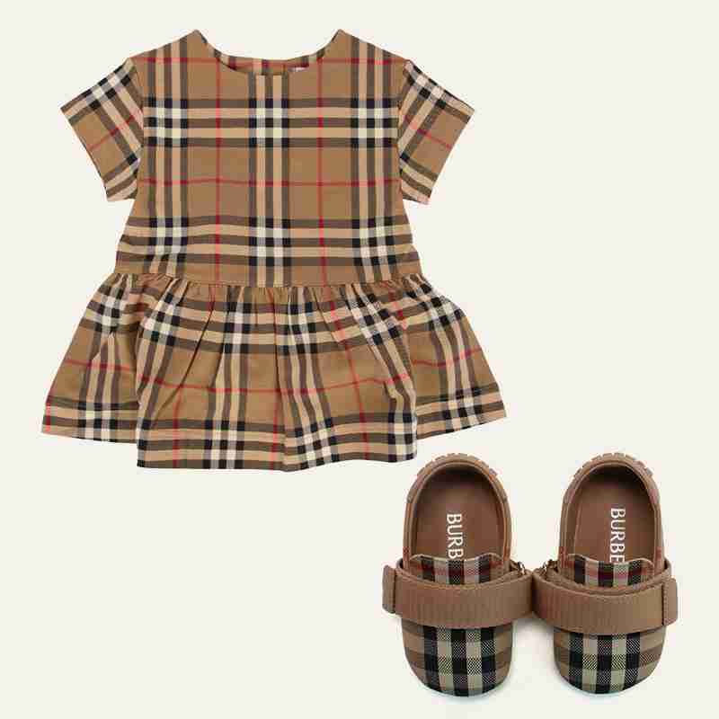【シャツ】保育園服でよく他の子とかぶるもの【ズボン】