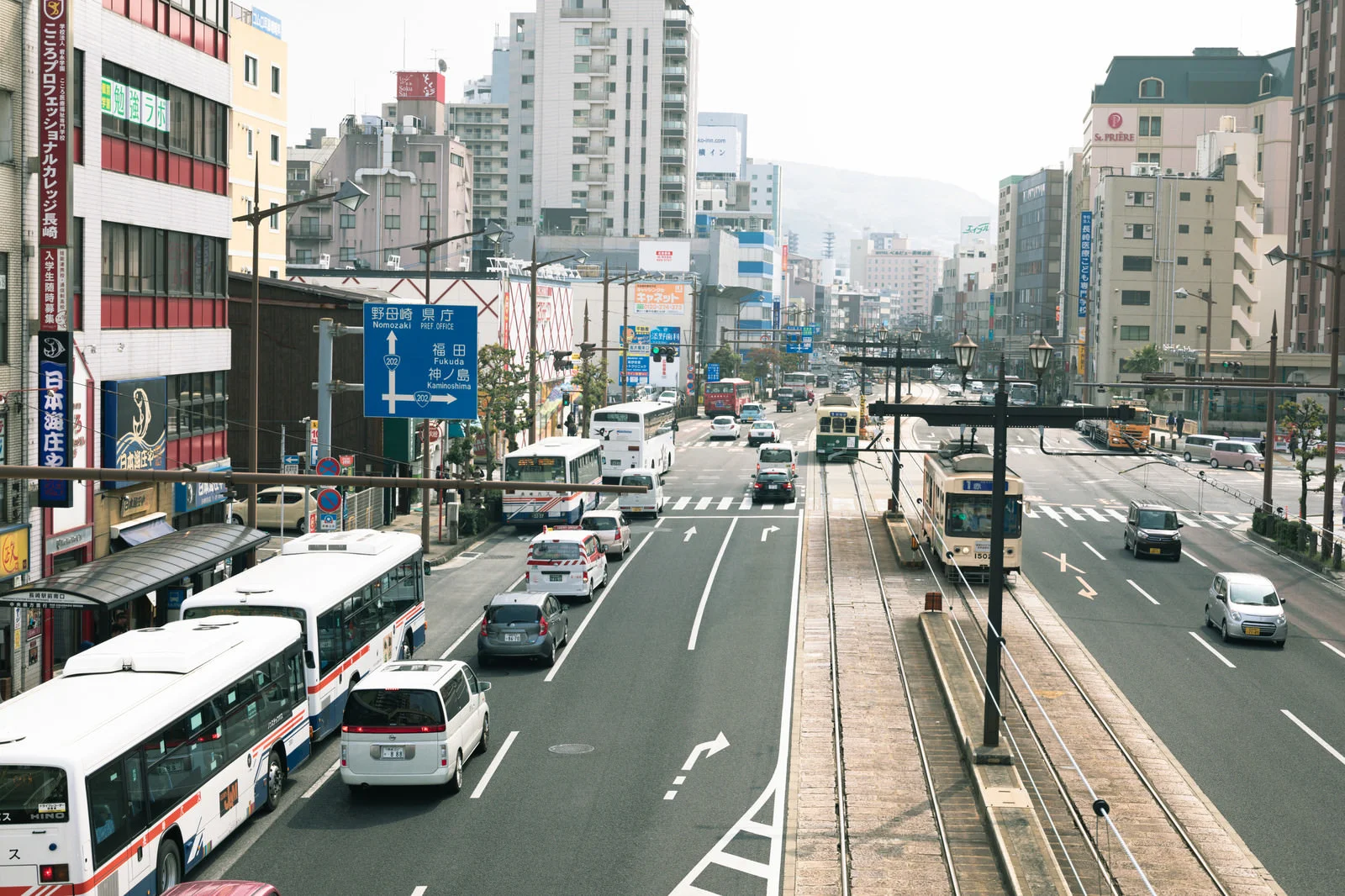 色々な、路面電車が走る風景を貼るトピ。