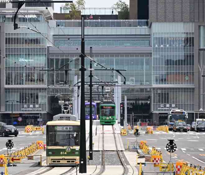 色々な、路面電車が走る風景を貼るトピ。