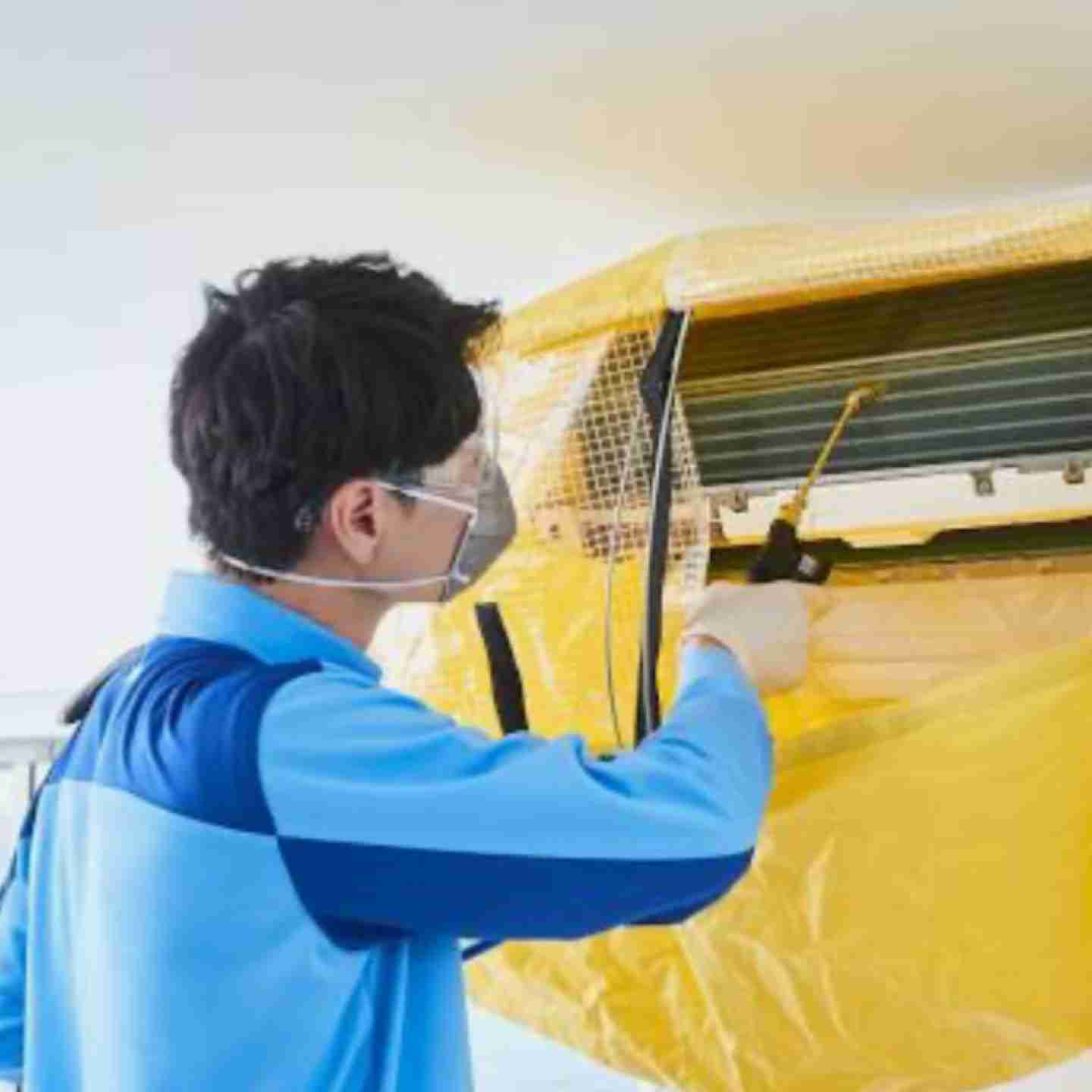 エアコン掃除を業者に依頼したことある人