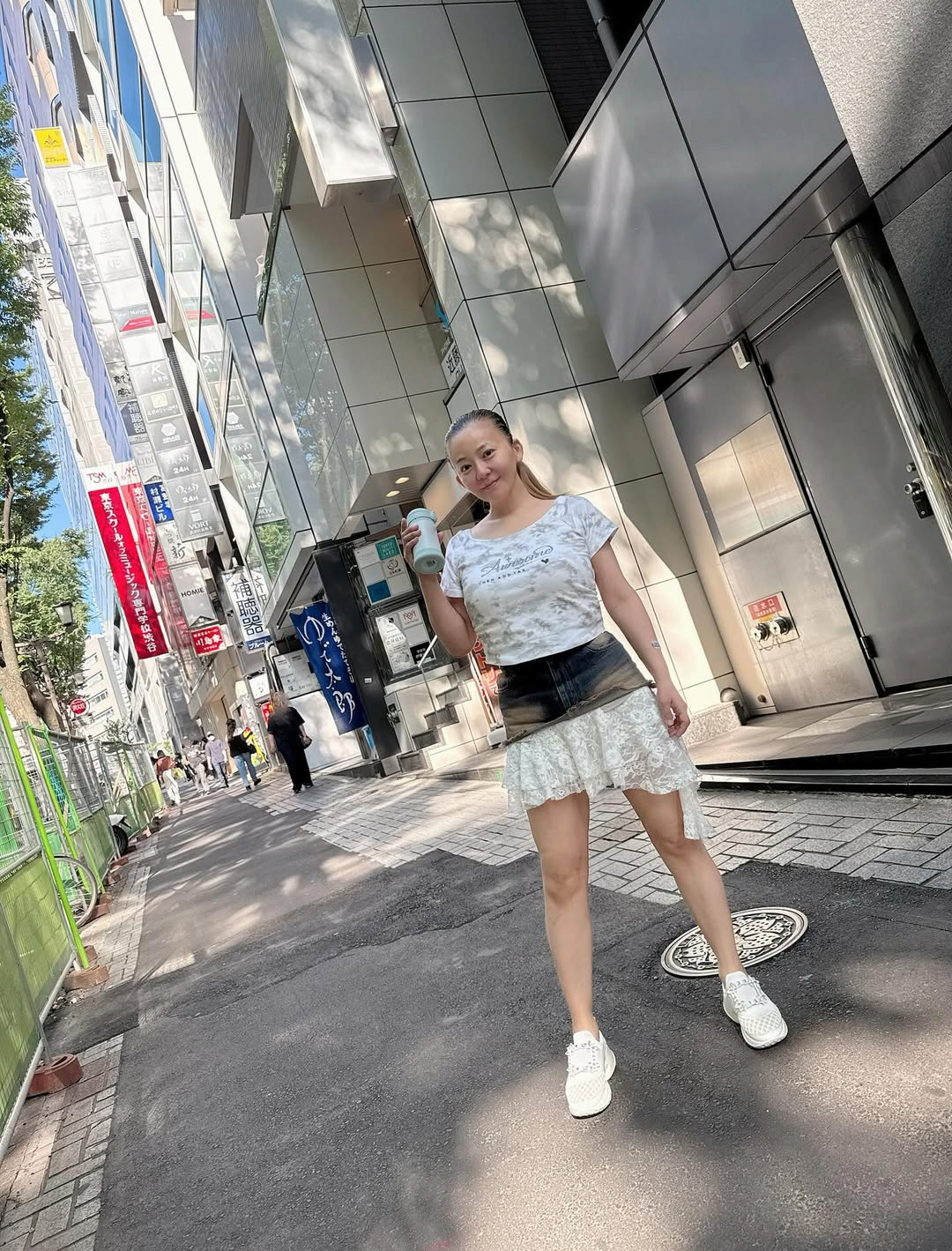 「痩せ方エグい」ファン驚愕！華原朋美の “頬こけ”姿に心配続出…繰り返すリバウンドで健康面にも懸念