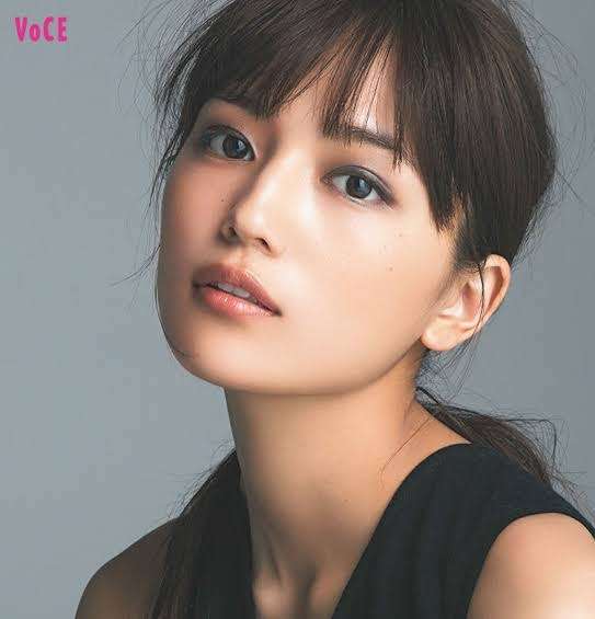 涙袋は強調しないメイクは再来すると思いますか