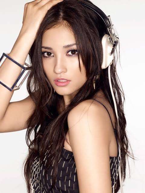 涙袋は強調しないメイクは再来すると思いますか