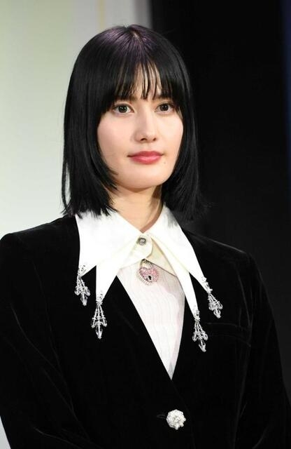 黒髪で垢抜けたい