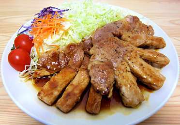 「花瓶やスプレー缶がマンションから投げ込まれた」府立高校のテニスコートに何者かが投擲　生徒の近くで粉々に…警察が殺人未遂事件として捜査　大阪