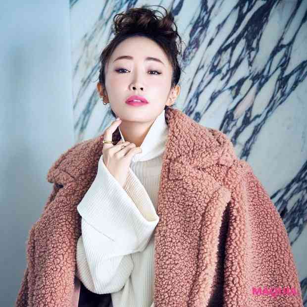 リアルファーのコートや小物持ってる人