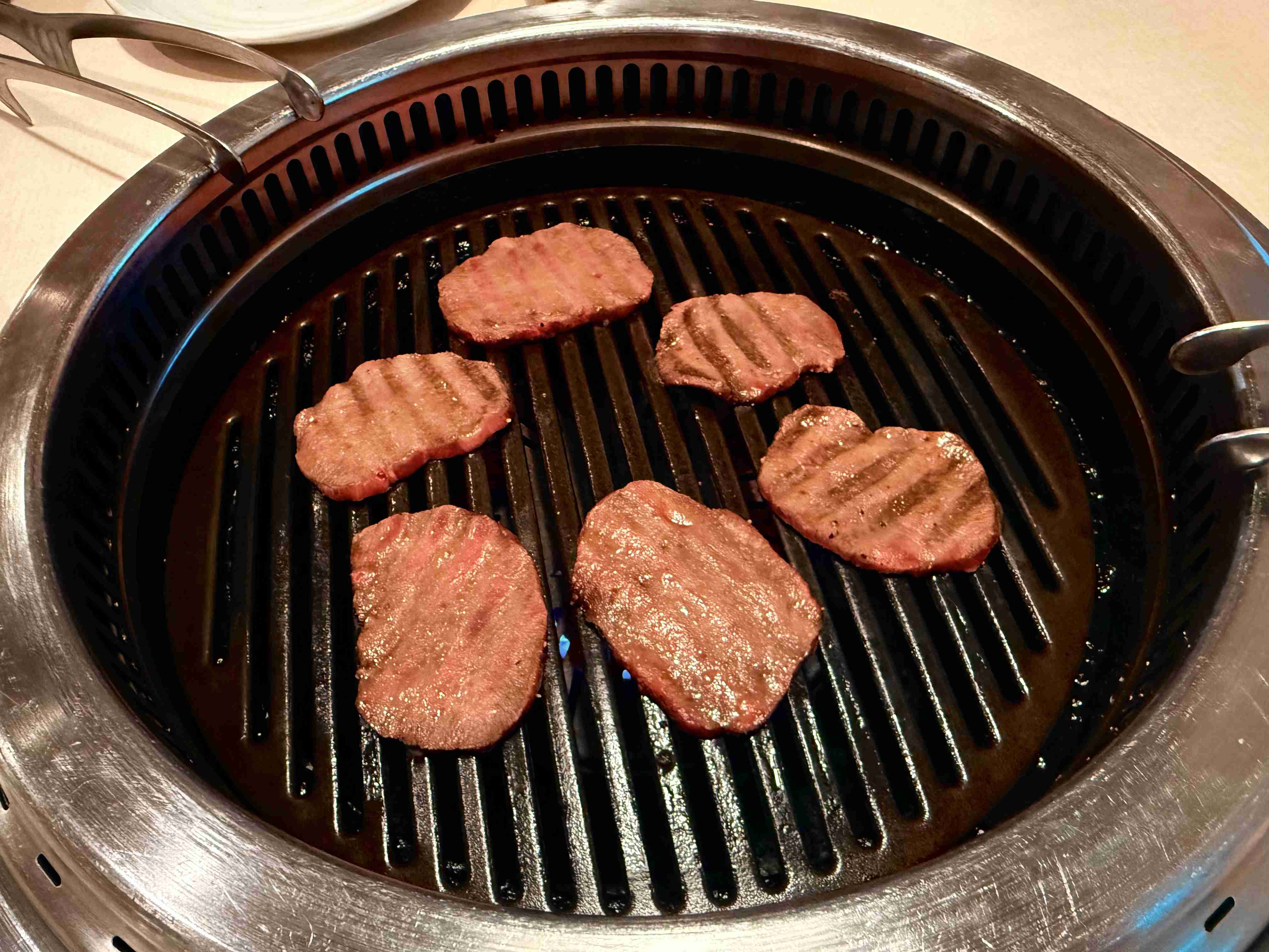 焼肉屋で飲むなら何頼む?