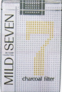 懐かしいパッケージを貼るトピ