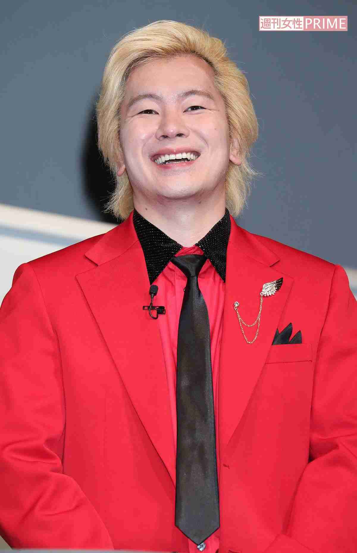 持ってる服は何色が多い？