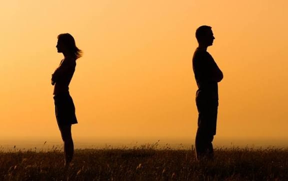 「30代後半女性は運動不足」にSNSに不満噴出 夫はジムに行けるのに…「まともな睡眠すらない」 くわばたりえも共感「運動どころか歯医者も我慢していた」