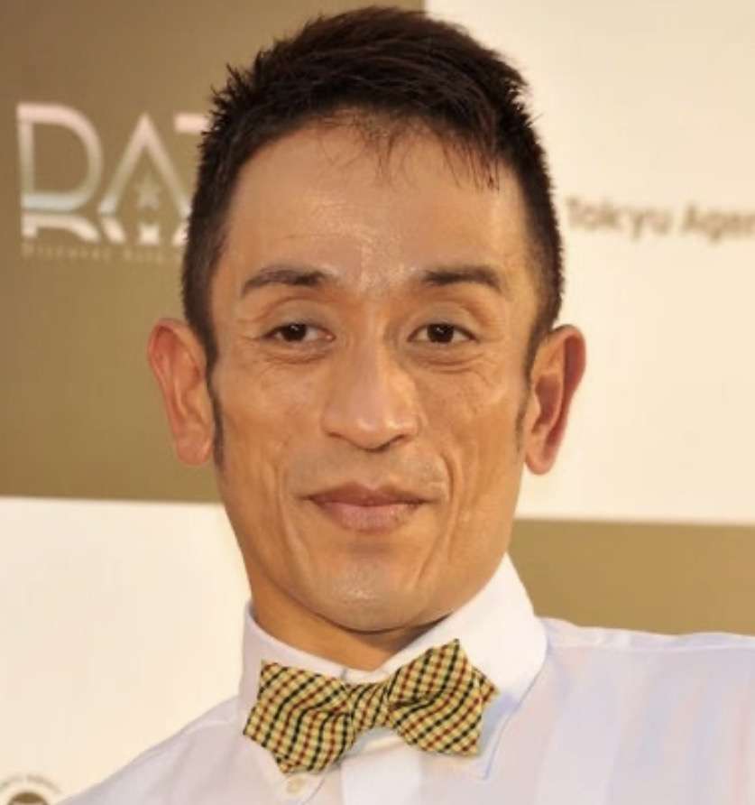 49歳・伊勢谷友介、顔にピアスを付けたワイルドな近影にファン絶賛「いつ見てもかっけぇ」「何歳なってもかっこいい」