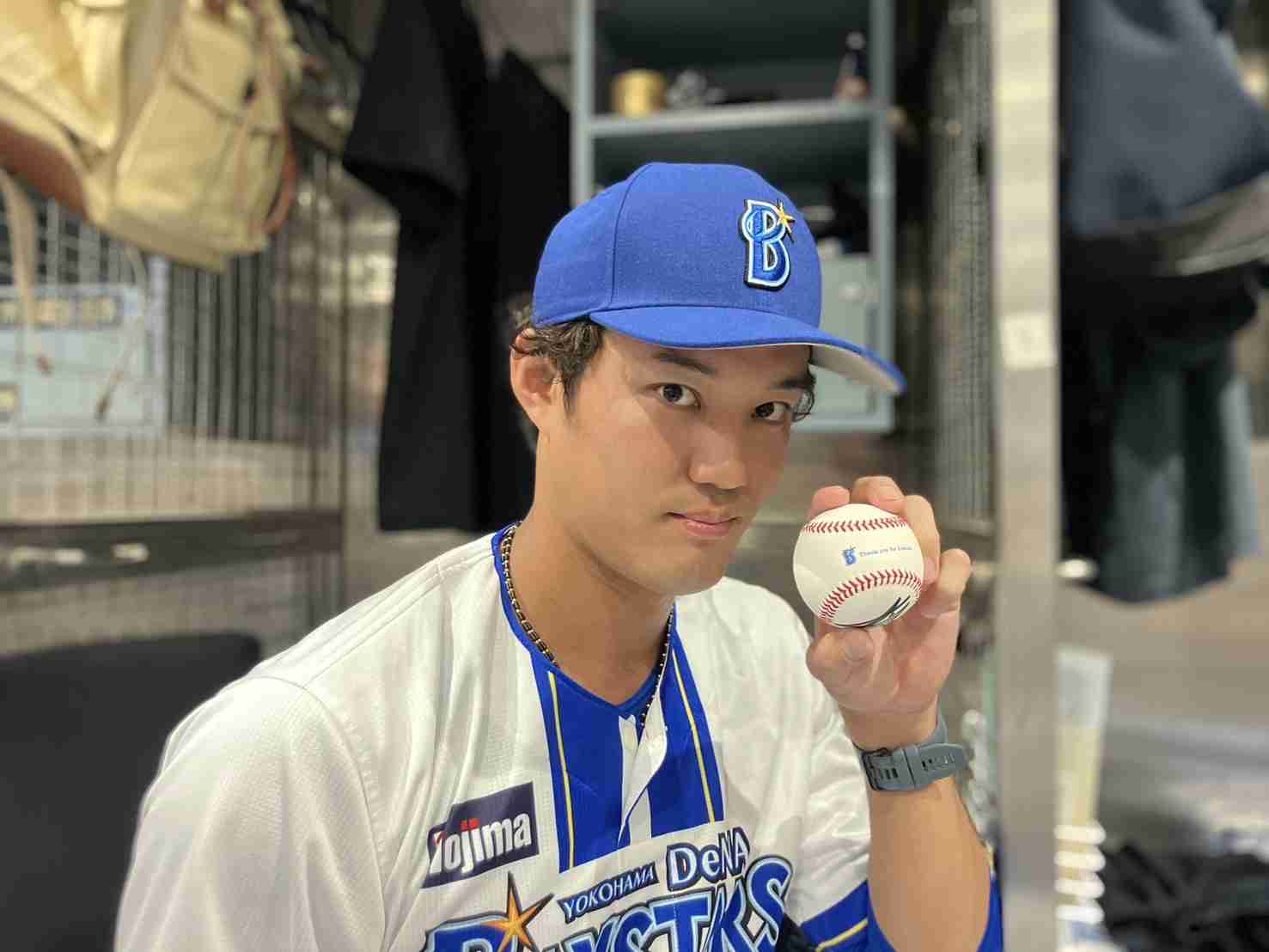 鋭い目の男性が好きな人