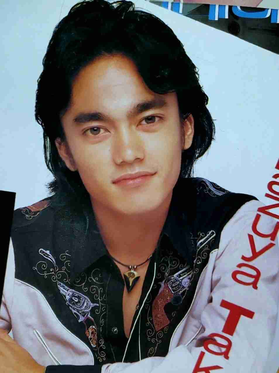 鋭い目の男性が好きな人