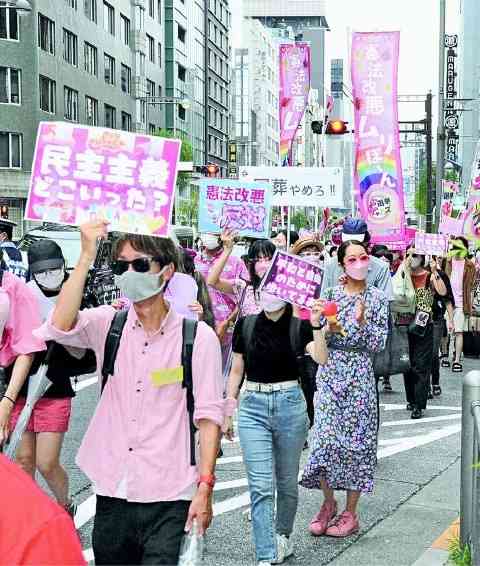 首相官邸前で「戦争あおるな」　台湾有事巡る答弁に抗議