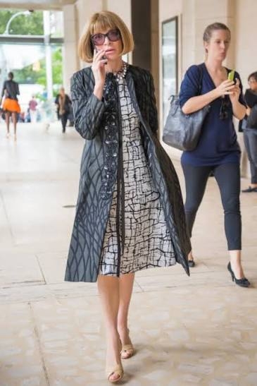 靴って何色が使える?