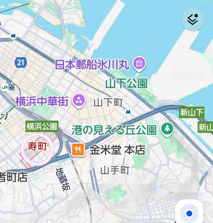 横浜市・山下公園前の海で見つかった上半身のみの遺体　司法解剖の結果 死因は不詳　頭部がなく女性とみられ年齢は20代から50代か　警察は死体遺棄事件として捜査