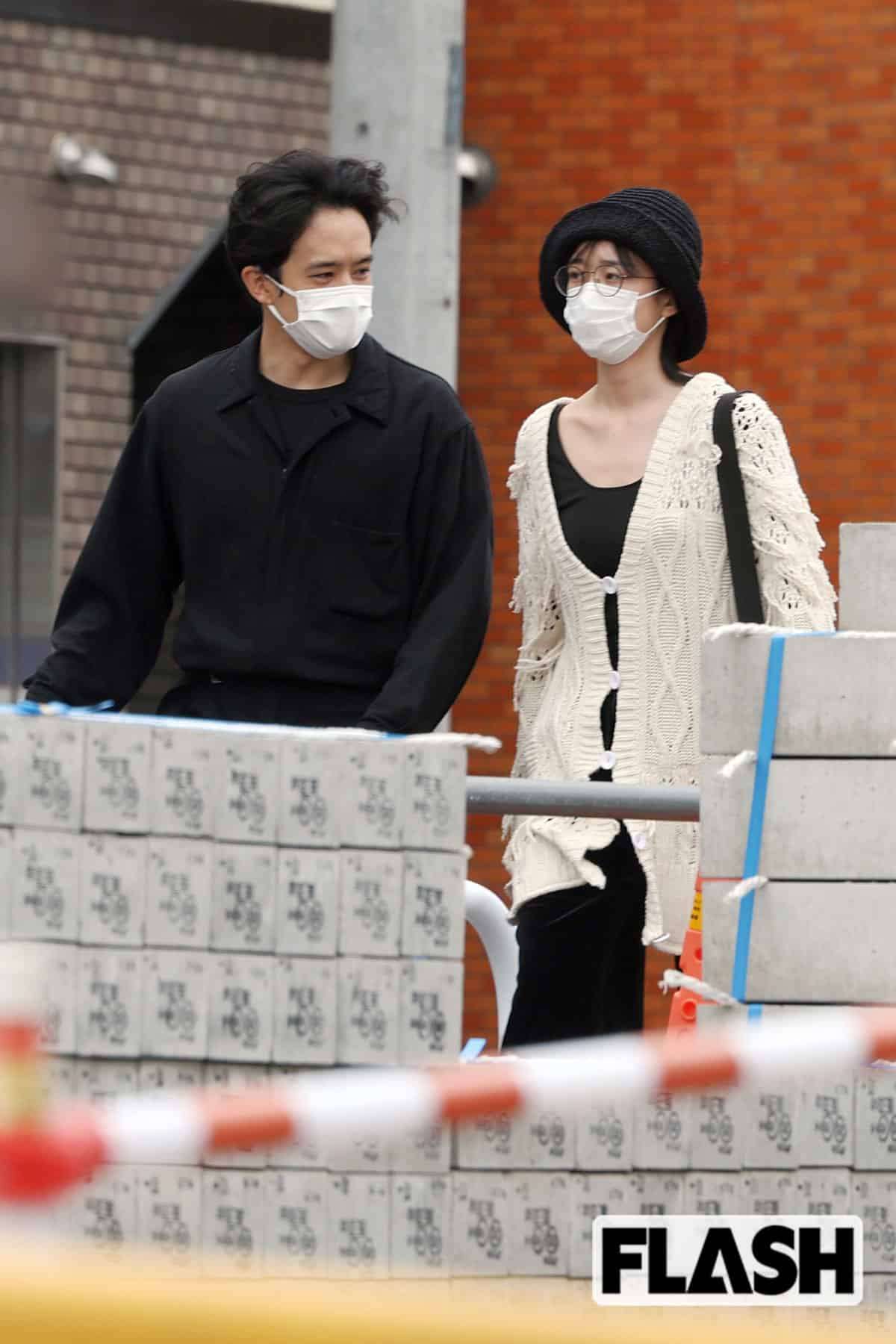 【スクープ撮!】池松壮亮&河合優実「ゴールインは秒読みか…」同じ屋根の下「2年半育み続けた愛」