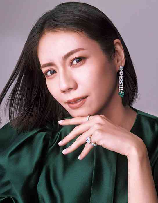 【画像】ジュエリーを身につけた日本の女優さんが見たい!