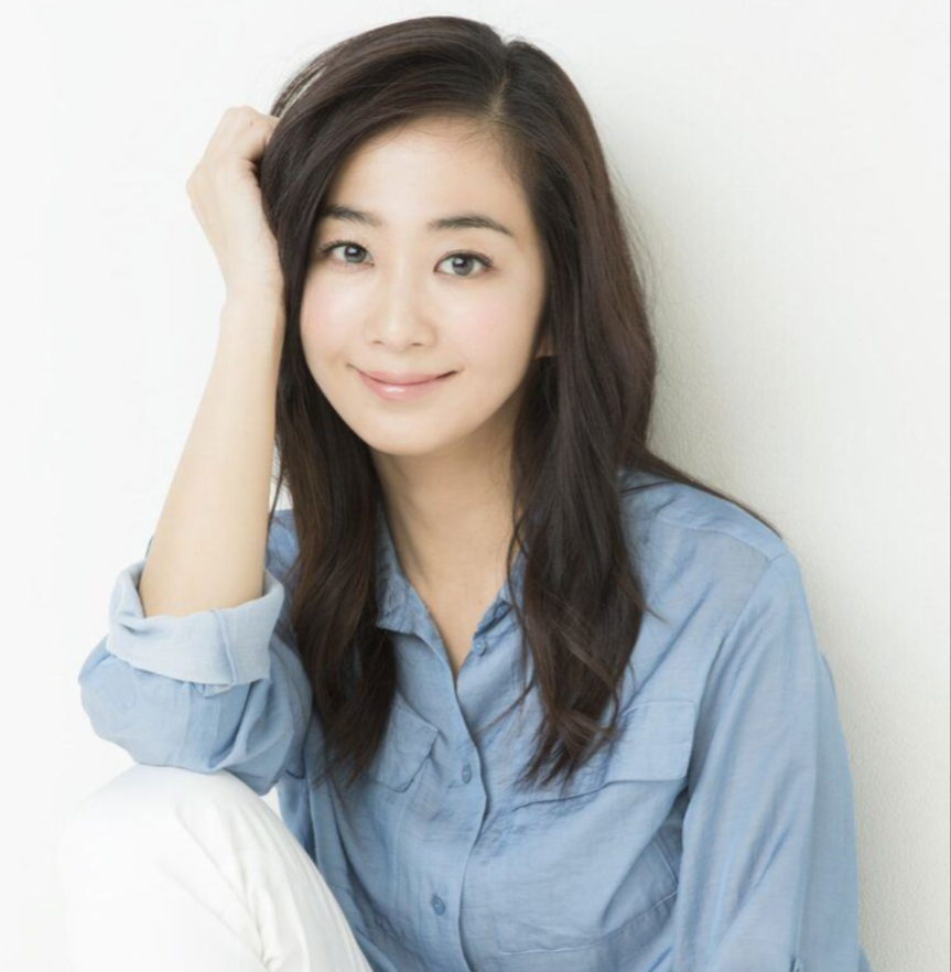 地味顔だけどモテる人