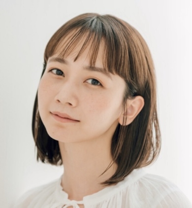 地味顔だけどモテる人