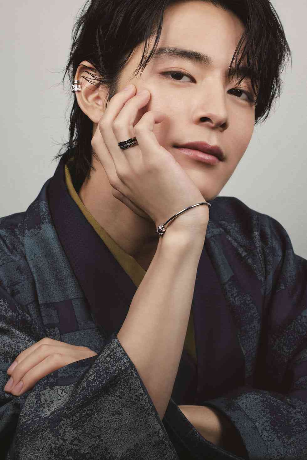 塩野瑛久 高校進学しなかったワケ「頭が良くなかった」「通知表に『1』も付かない 斜線なんですよ」