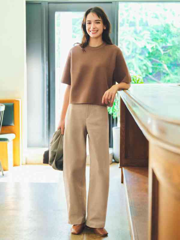 骨格ストレートの秋冬服