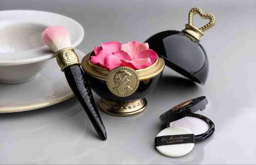 初めて存在を知ったとき、へーこんなのあるのかと思ったコスメ