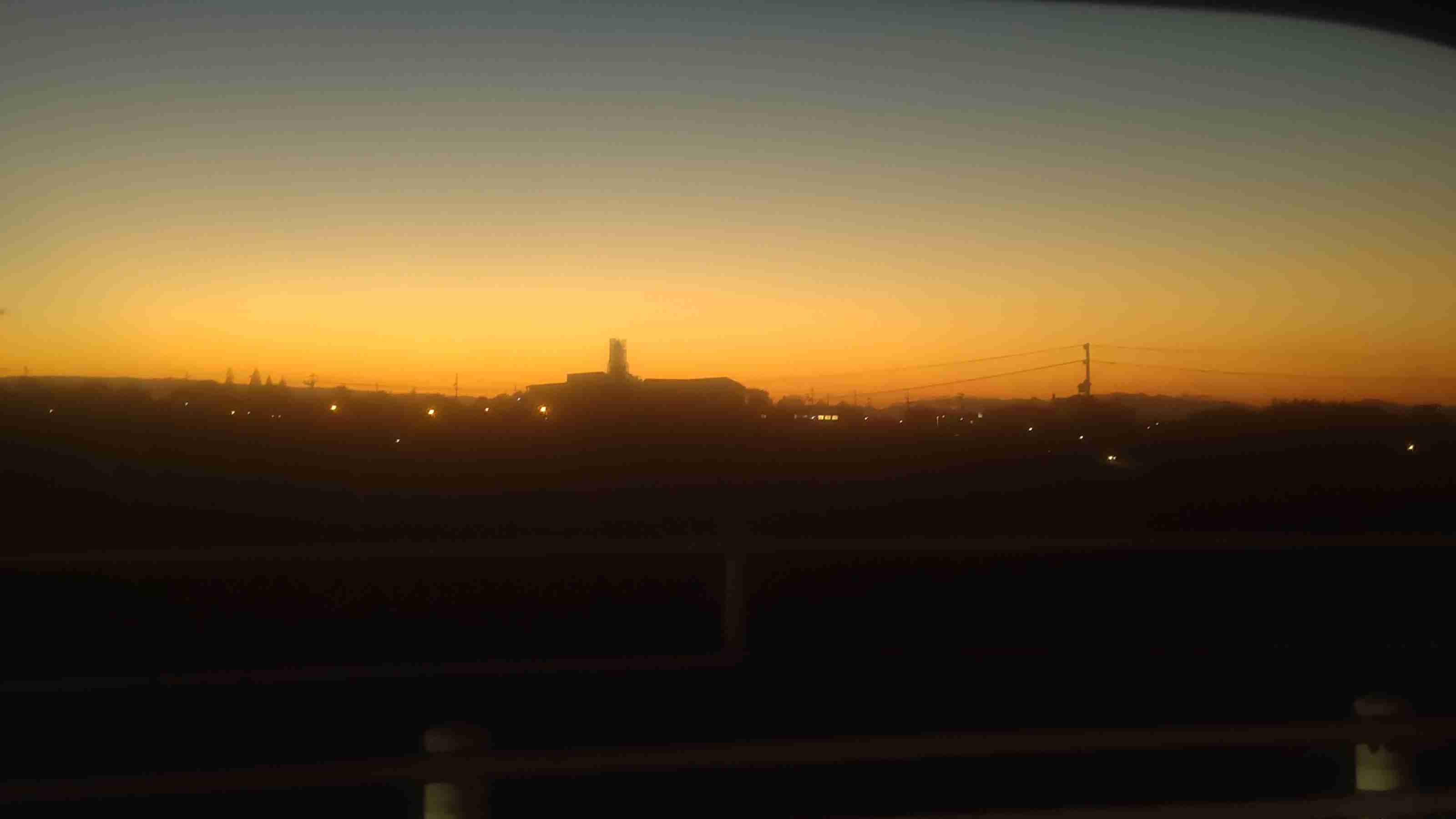 自分で撮影した、秋らしい写真を投稿しましょう