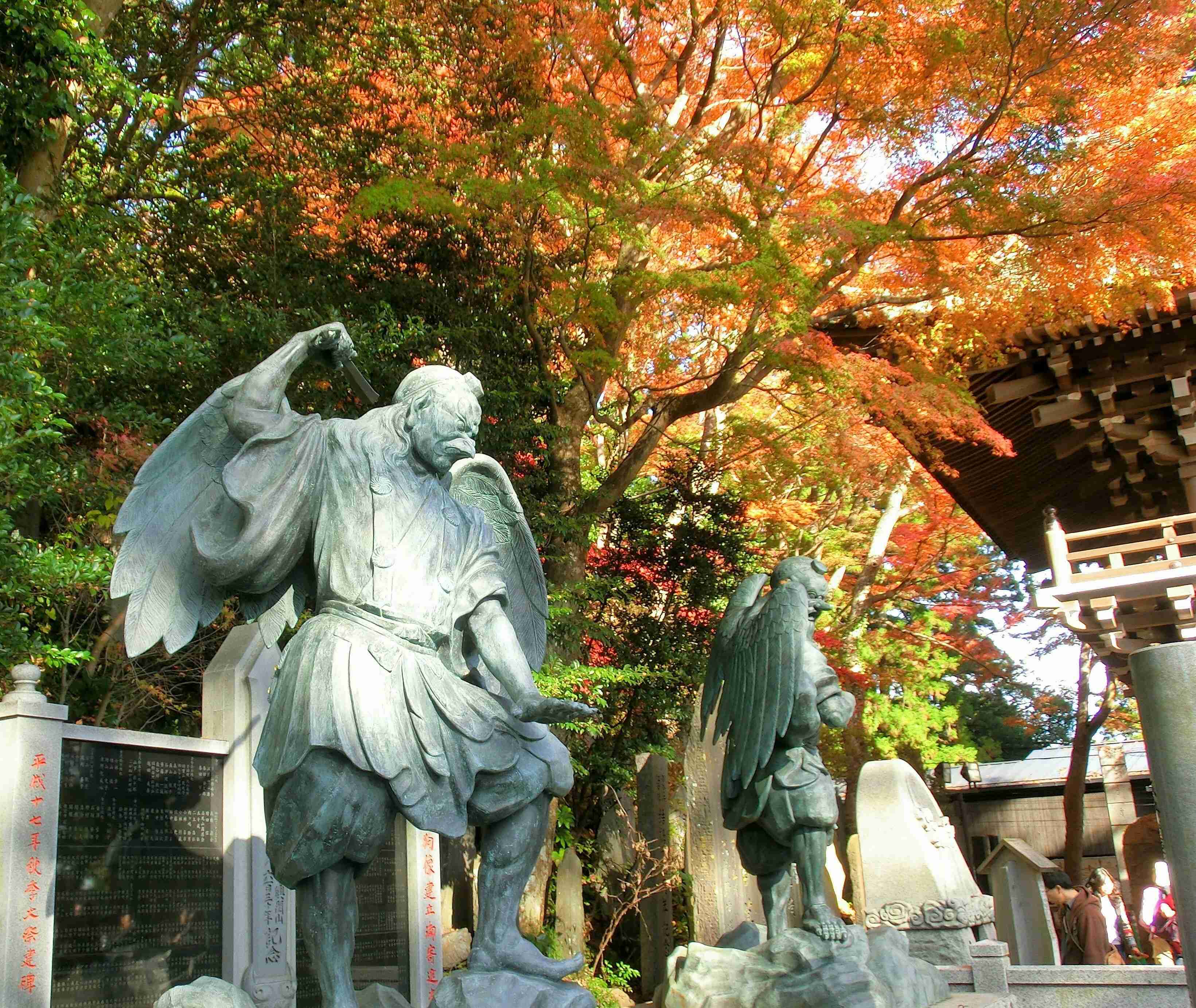 自分で撮影した、秋らしい写真を投稿しましょう