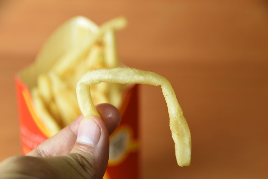「下品すぎる」の声も…マクドナルド公式Xが物議投稿→即削除騒動に波紋 驚きの“ポテトのおいしいマップ”画像と広報が貫く沈黙