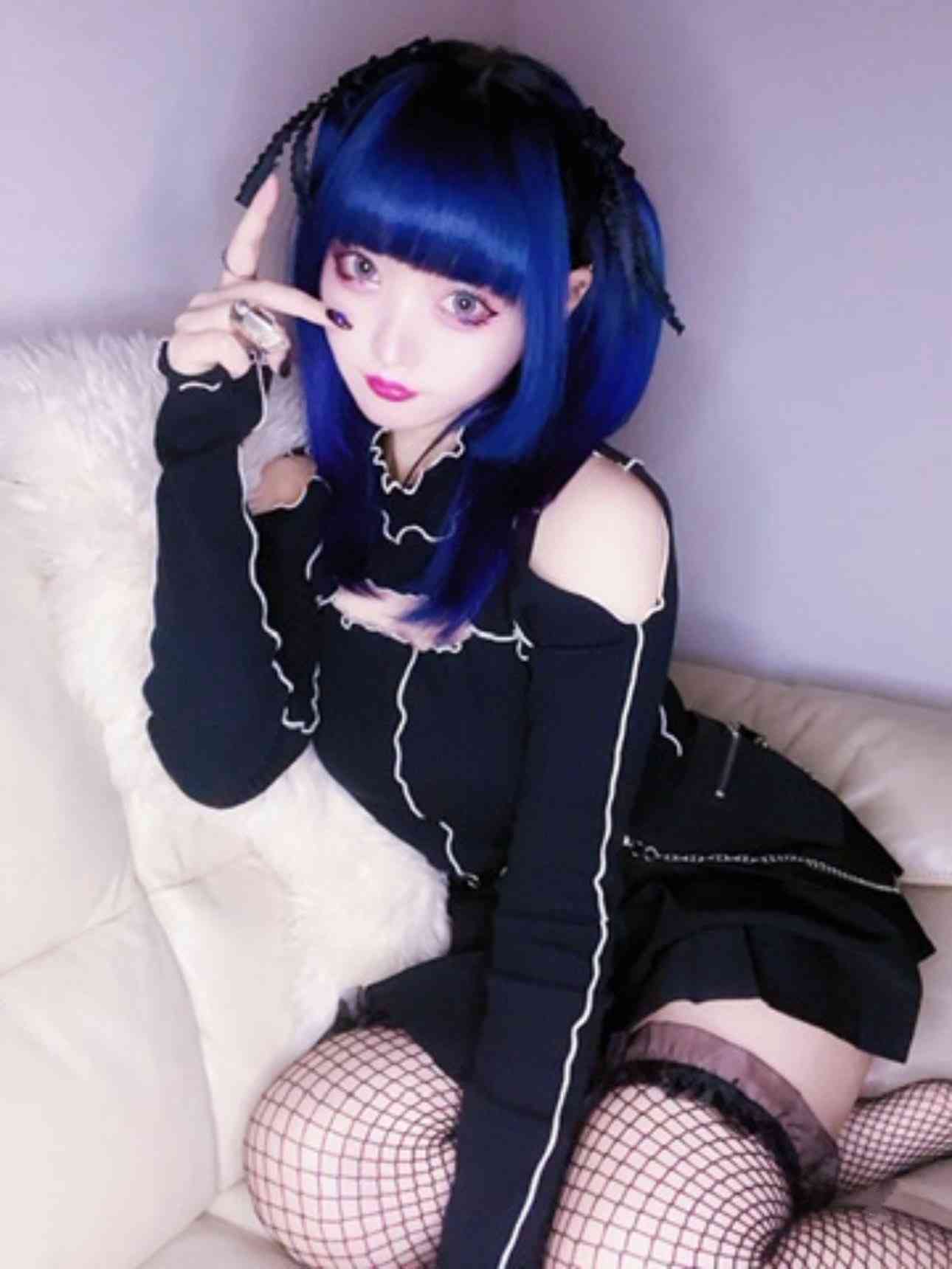 「こう見えて76キロあります」→「どう見ても90kg」と批判 ぽっちゃりインフルエンサーが陳謝