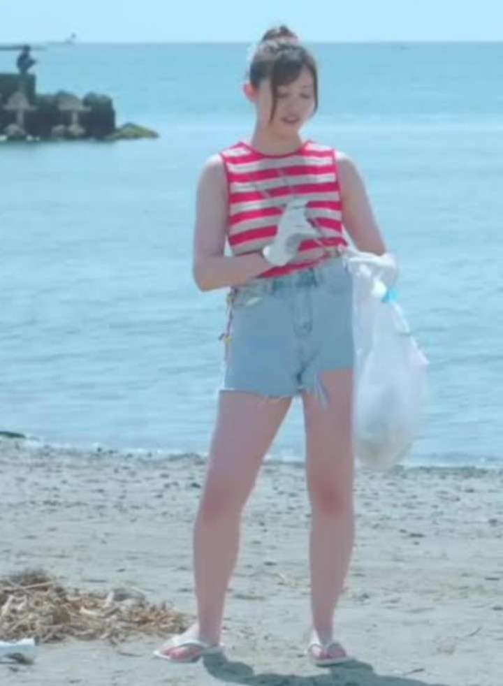「骨格別じゃなくて男女別？」「脳が追いつかない！」SNSが大衝撃!? レディースブランドの“提案コーデ”が話題