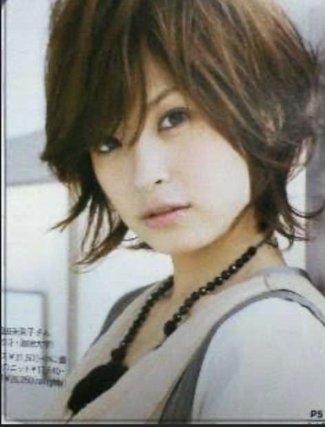 「リアル10頭身!」 カジサックの美人娘16歳、スタイル抜群な全身ショットにネット衝撃