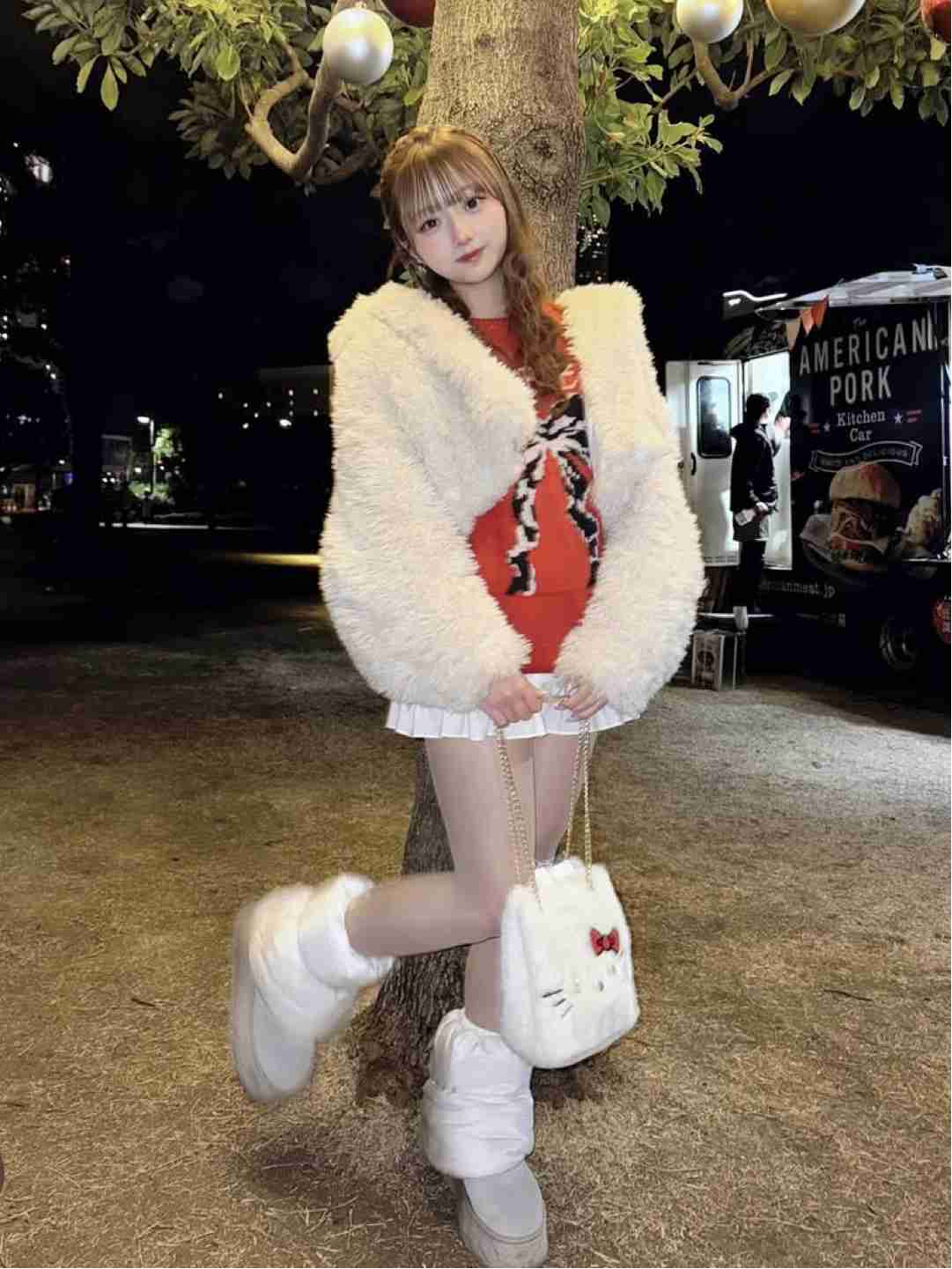 「リアル10頭身!」 カジサックの美人娘16歳、スタイル抜群な全身ショットにネット衝撃