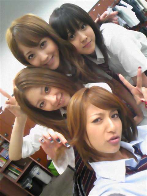 スクールカースト上位っぽい画像を貼るトピ