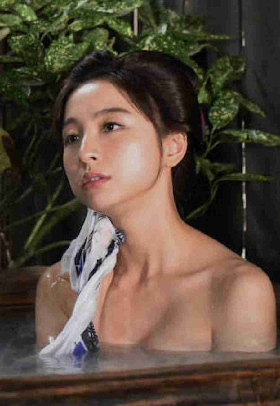 篠田麻里子 『水戸黄門』くノ一姿での仕事報告…“不倫妻”はじめ難役連発も公私ともに絶好調の現在