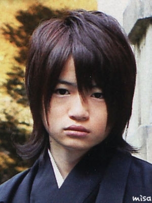 長髪が似合うイケメン