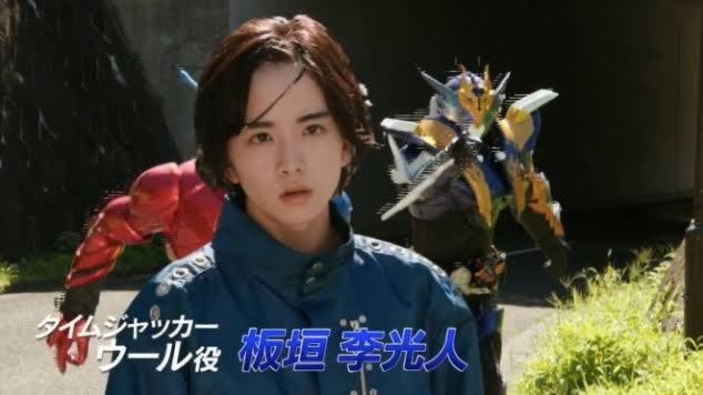 長髪が似合うイケメン