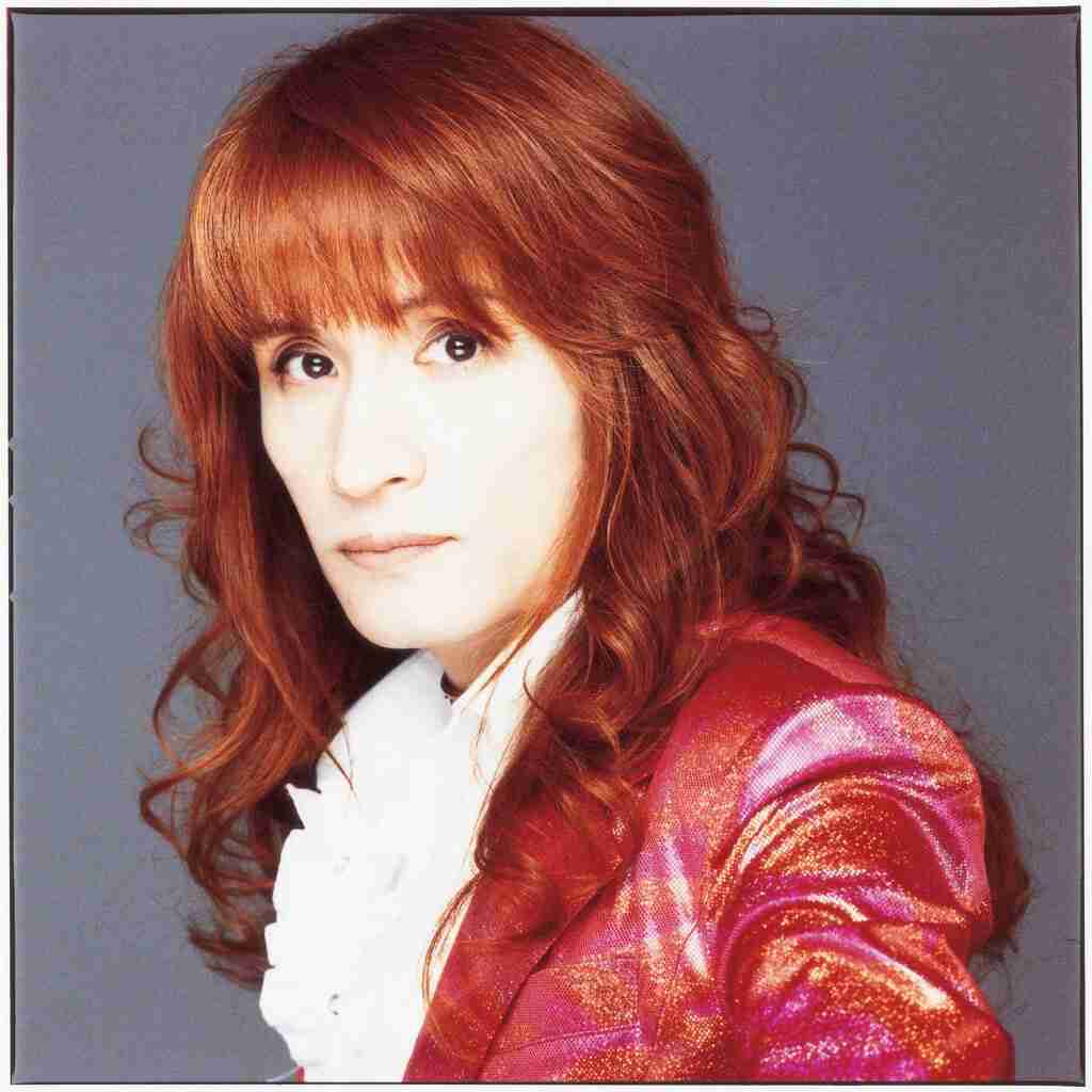 長髪が似合うイケメン