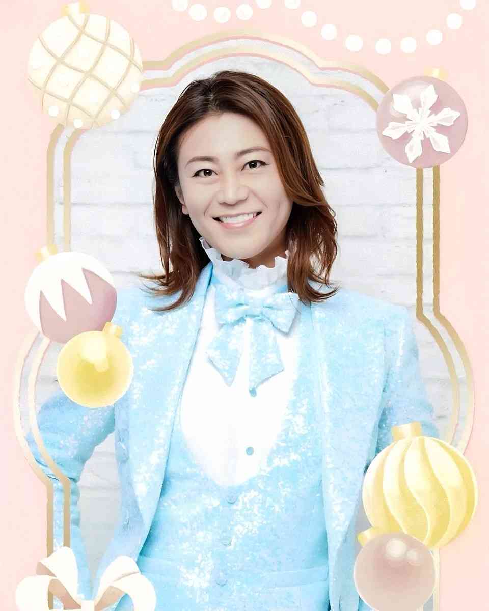 長髪が似合うイケメン