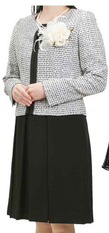 早いけど卒業入学式の服。母親
