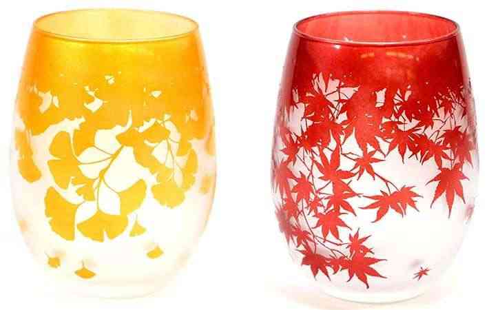 紅葉の色の物を集めるトピ🍂🍁